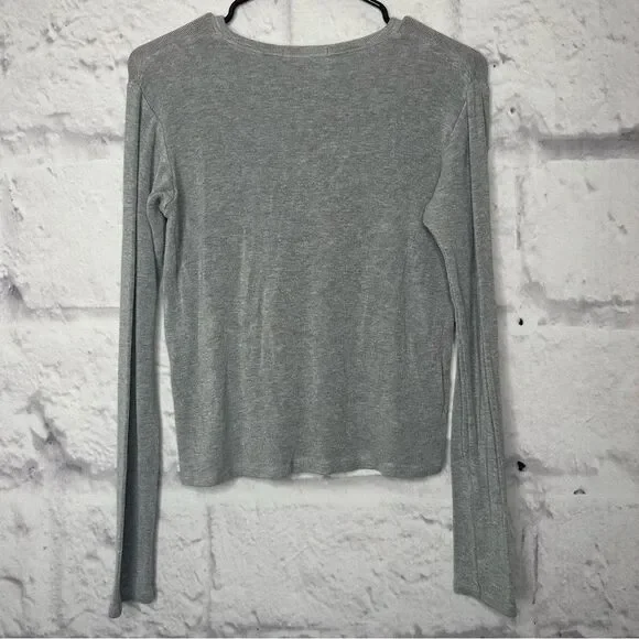 🔸BUNDLE ONLY🔸 |EUC| BRANDY MELVILLE Long Sleeve Quarter Button Henley - Picture 6 of 6
